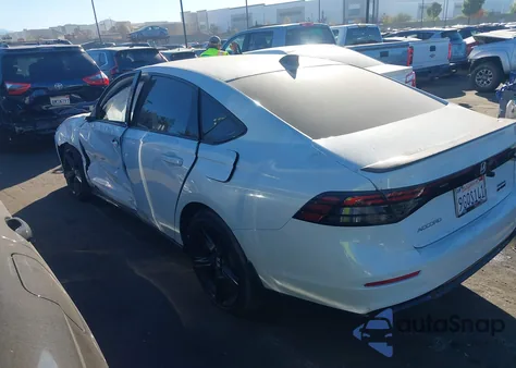 2023 Honda Accord Hybrid Sport-L z USA, uszkodzony, nr VIN 1HGCY2F77PA007667